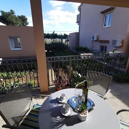 Apartment Ana Kaštel Sućurac Buitenkant foto