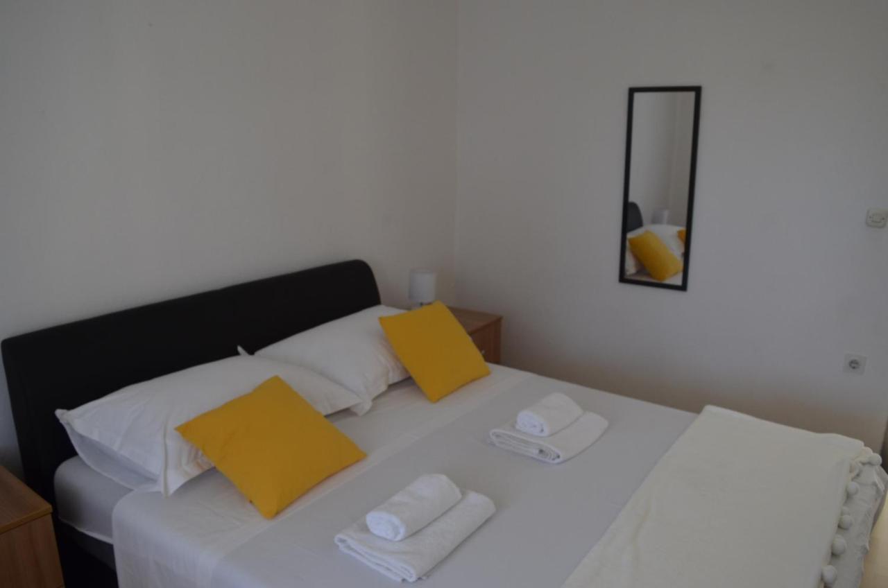 Apartment Ana Kaštel Sućurac Buitenkant foto